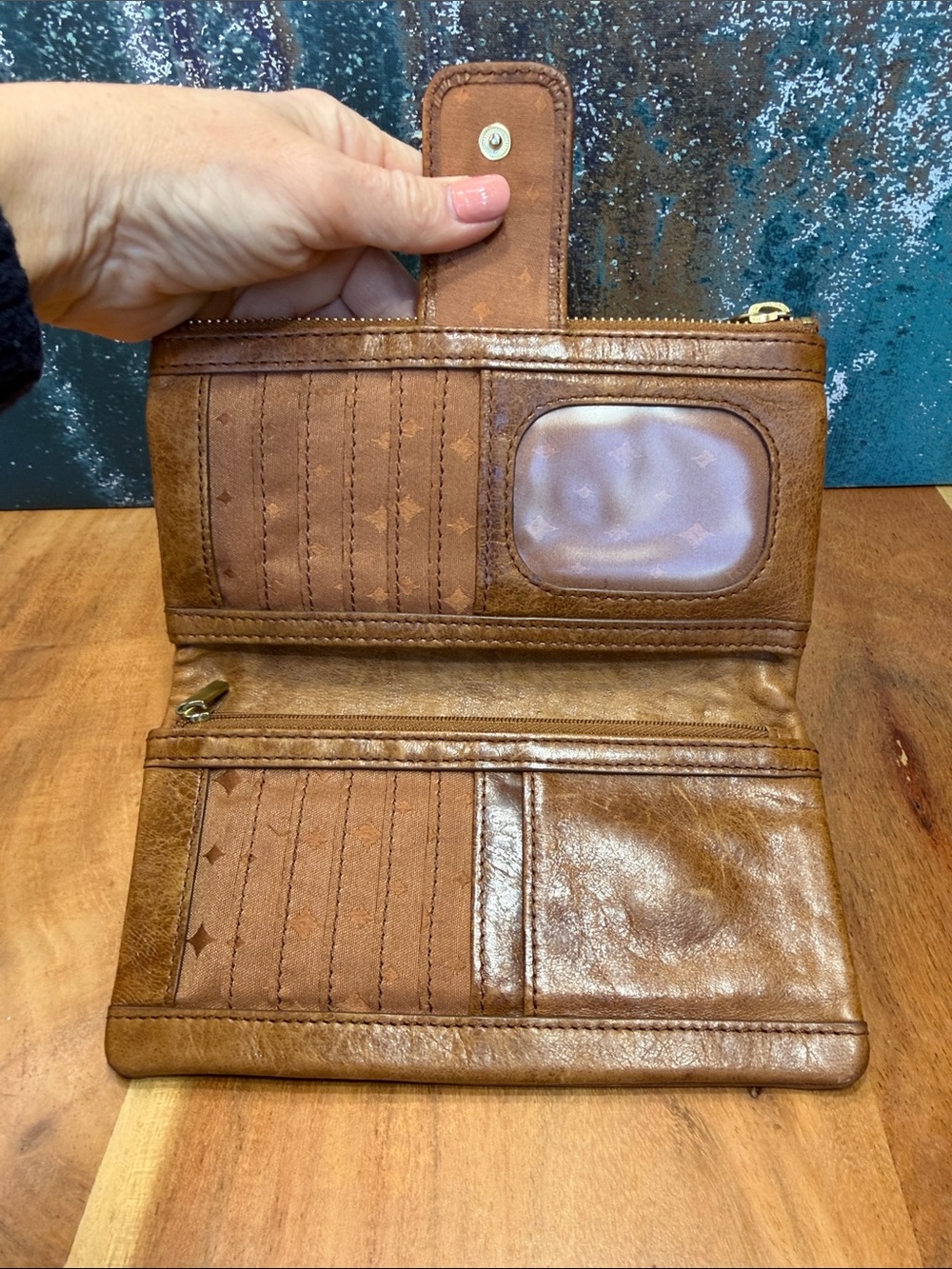 Fossil Vintage Y2K Brown Leather Stripe Wallet (GUC) - Picture 6 of 14